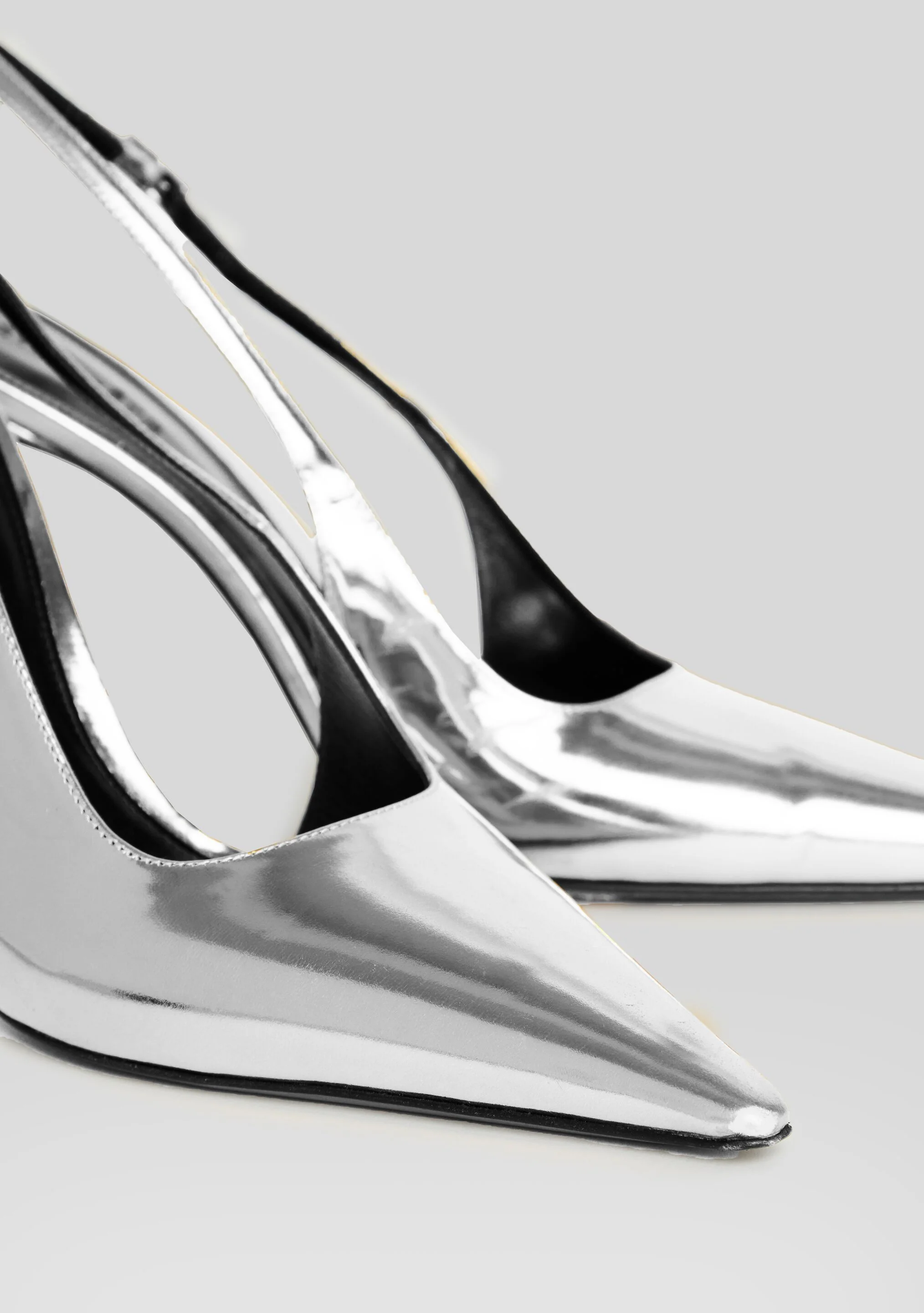 Cindy Slingback Heel - Image 4